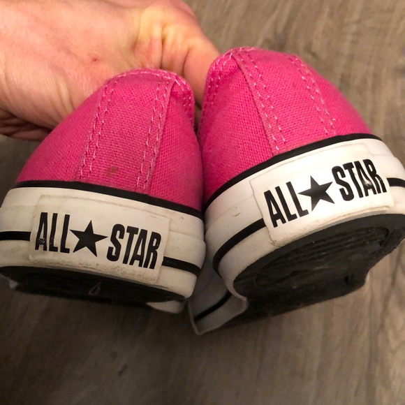 Pink Converse - Picture 7 of 7